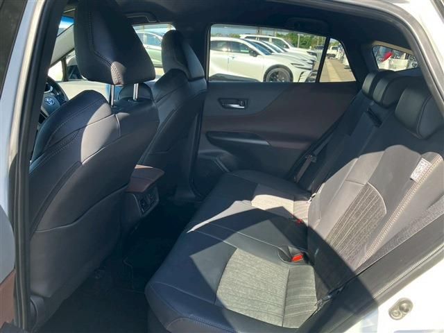 TOYOTA HARRIER HYBRID 2023