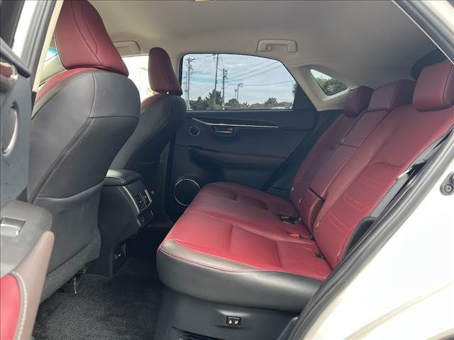 TOYOTA LEXUS NX300h 2018