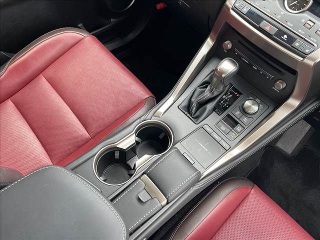 TOYOTA LEXUS NX300h 2018