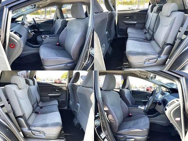 TOYOTA PRIUS Alpha 2012