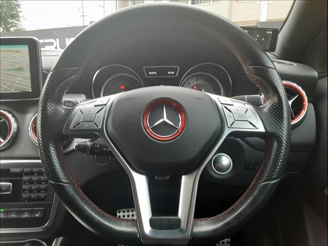 MERCEDES BENZ MERCEDES BENZ GLA class 2015