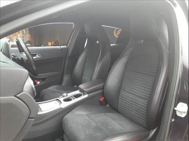 MERCEDES BENZ MERCEDES BENZ GLA class 2015