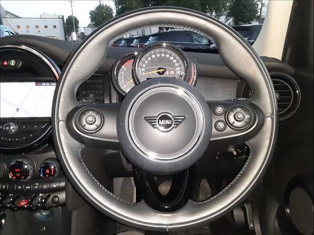 BMW MINI COOPER D 5DOOR 2019