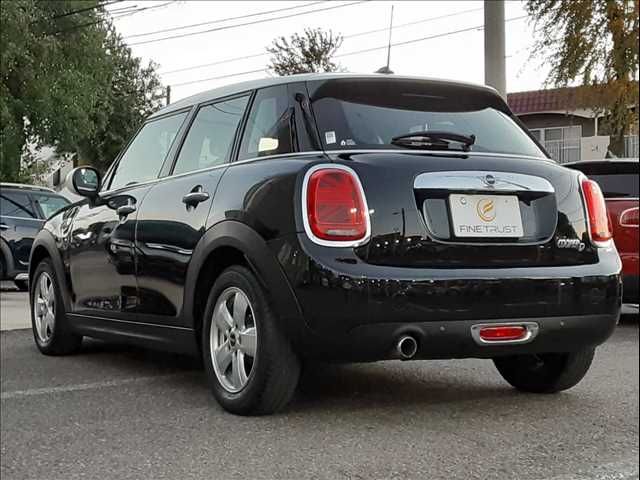 BMW MINI COOPER D 5DOOR 2019