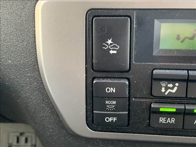 TOYOTA HIACE wagon 4WD 2020