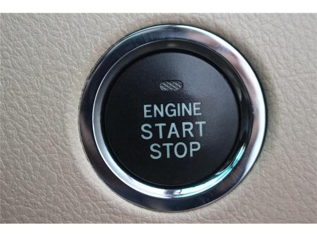 TOYOTA VELLFIRE 2012