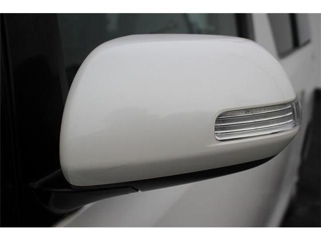 TOYOTA VELLFIRE 2012