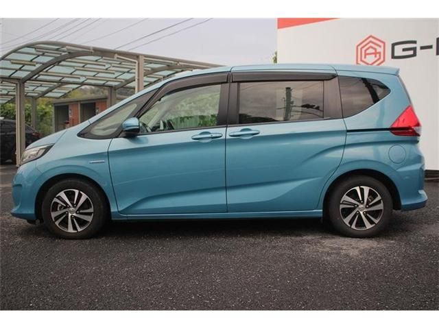 HONDA FREED plus HYBRID 2016