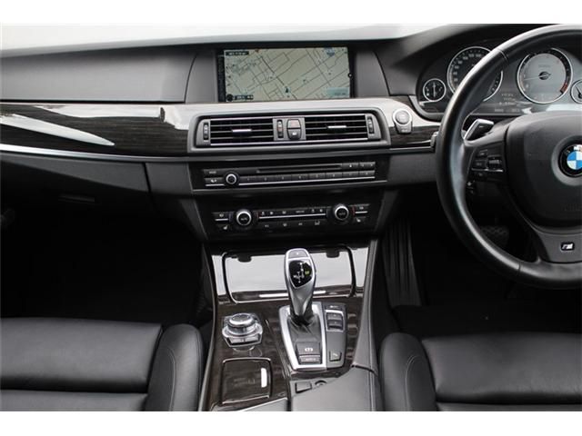 BMW BMW 5series TOURING 2012