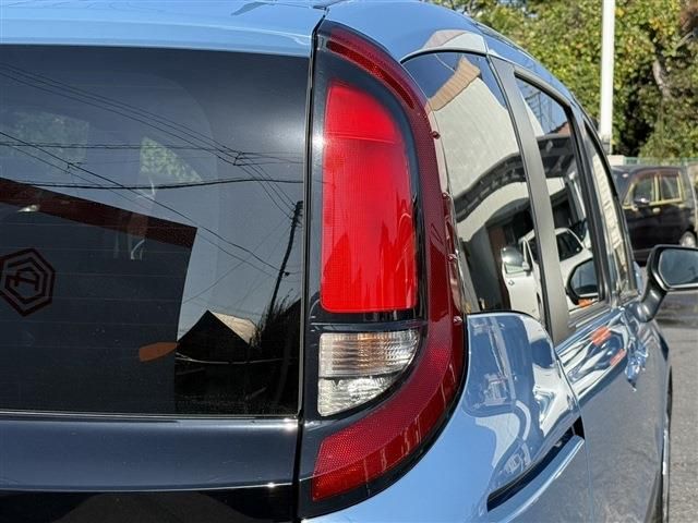 TOYOTA SIENTA HYBRID 2023