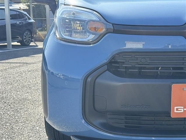 TOYOTA SIENTA HYBRID 2023