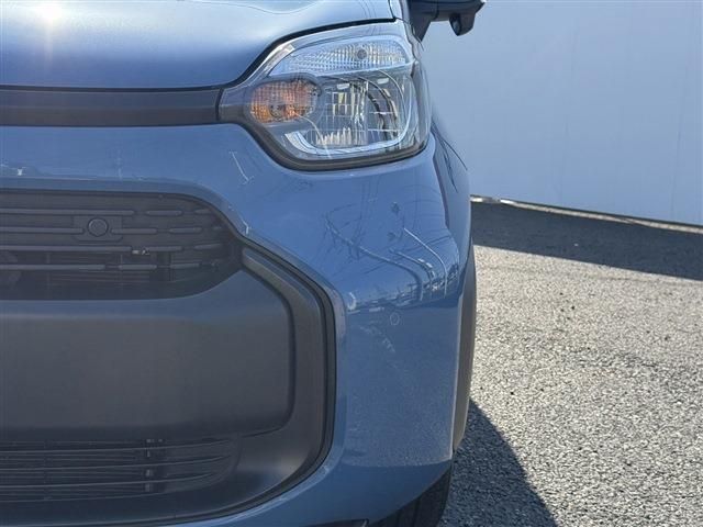 TOYOTA SIENTA HYBRID 2023