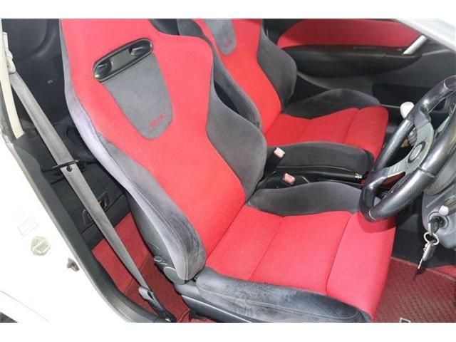 HONDA CIVIC hatchback 2004