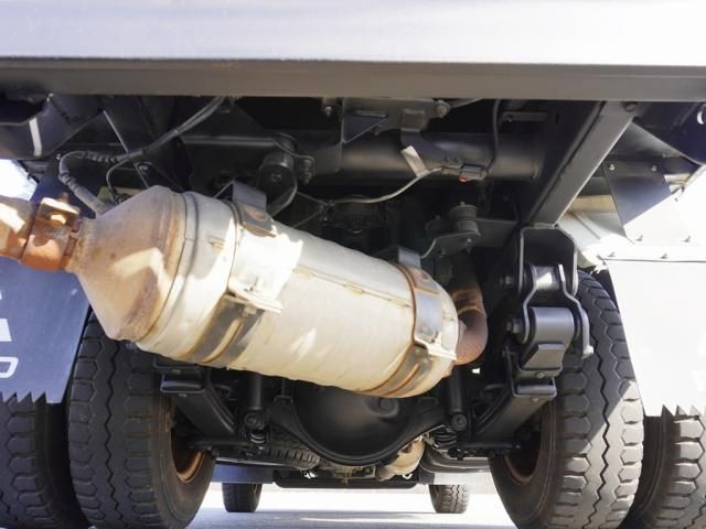 MITSUBISHI CANTER 2019