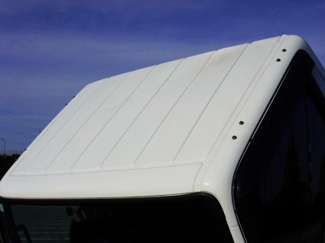 MITSUBISHI CANTER 2019