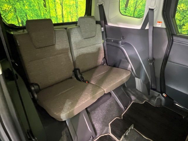 TOYOTA SIENTA HYBRID 2024