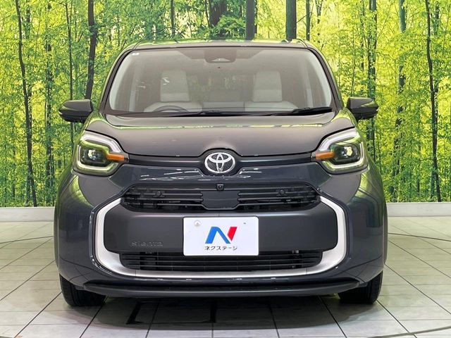 TOYOTA SIENTA HYBRID 2024