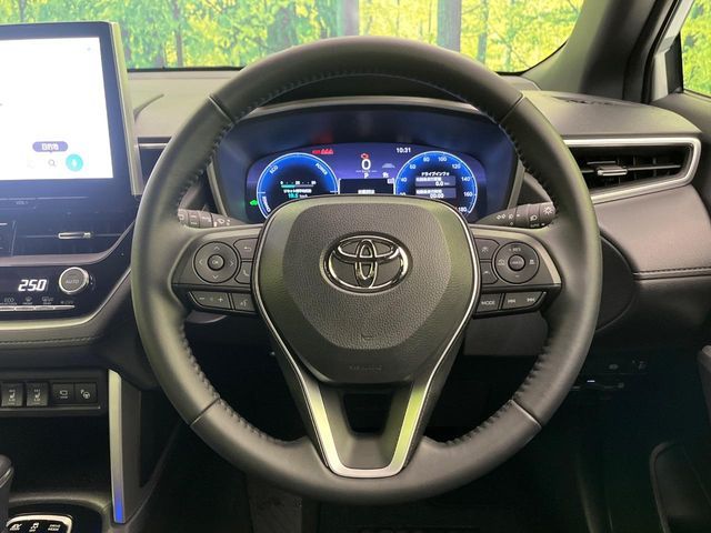 TOYOTA COROLLA CROSS HYBRID 2025