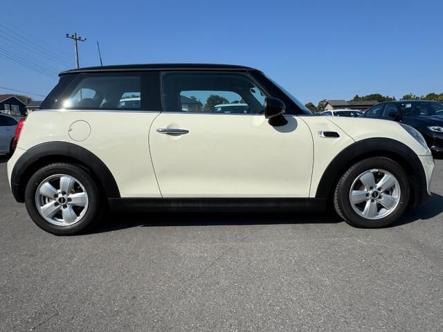 BMW MINI COOPER 2018