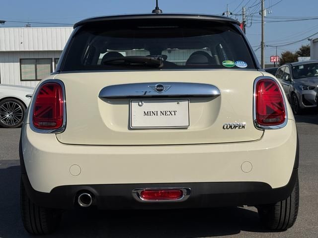 BMW MINI COOPER 2018