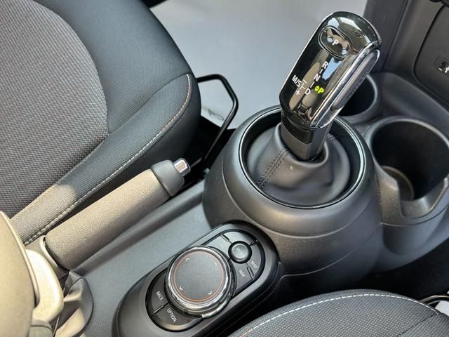 BMW MINI COOPER 2018