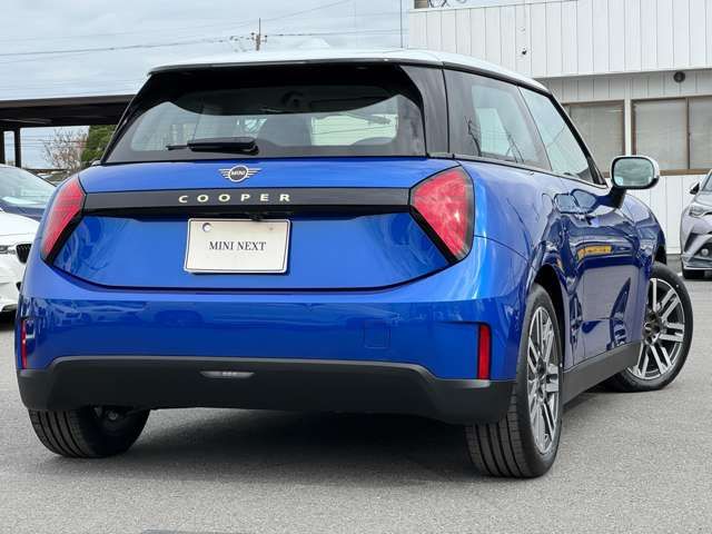 BMW MINI COOPER 2025