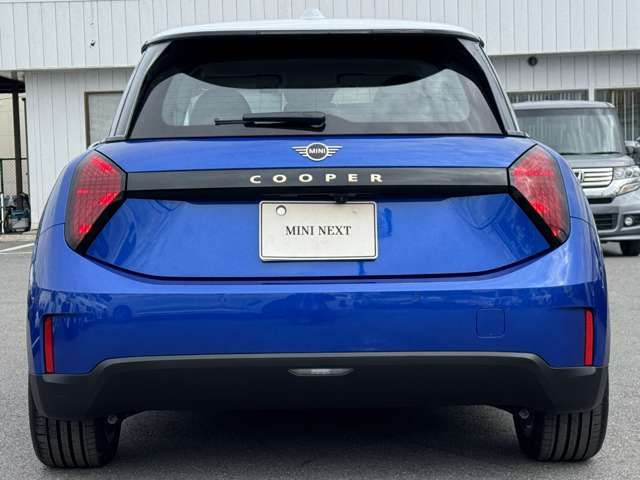 BMW MINI COOPER 2025