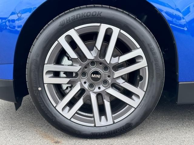 BMW MINI COOPER 2025