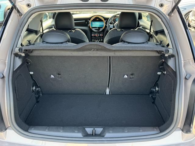 BMW MINI COOPER 2021