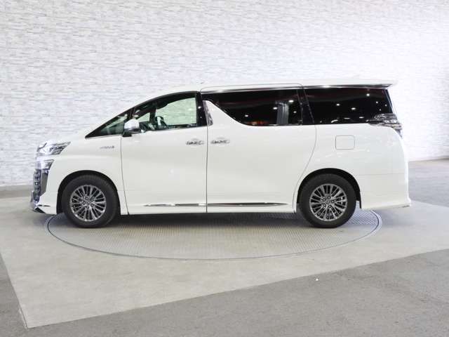 TOYOTA VELLFIRE  HYBRID 4WD 2018