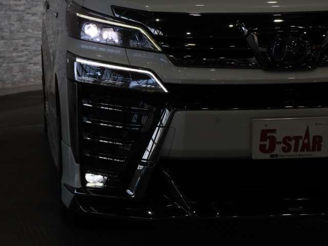 TOYOTA VELLFIRE  HYBRID 4WD 2018