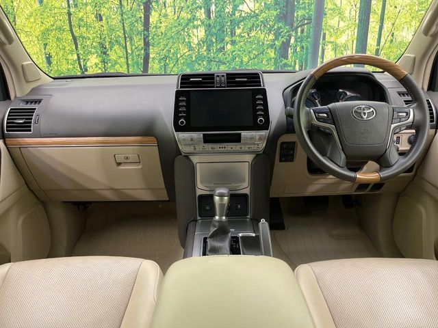 TOYOTA LANDCRUISER PRADO 2023