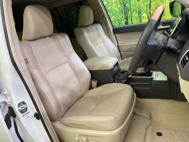 TOYOTA LANDCRUISER PRADO 2023