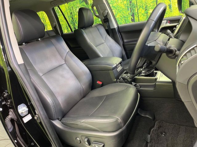 TOYOTA LANDCRUISER PRADO 2023