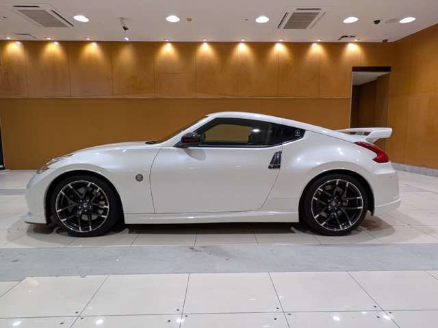 NISSAN FAIRLADY Z 2009