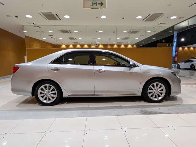 TOYOTA CAMRY HYBRID 2013