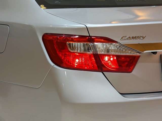 TOYOTA CAMRY HYBRID 2013