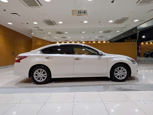 NISSAN TEANA 2019