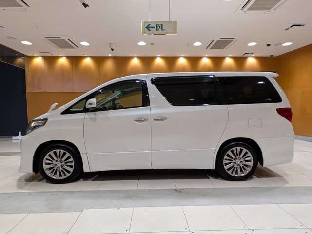 TOYOTA ALPHARD 2012