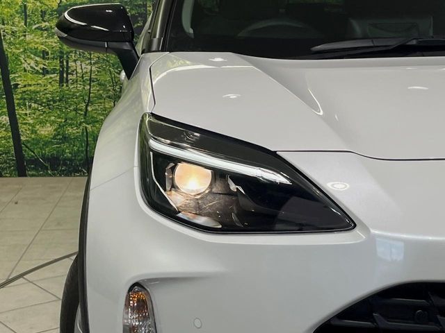 TOYOTA YARIS CROSS 2025