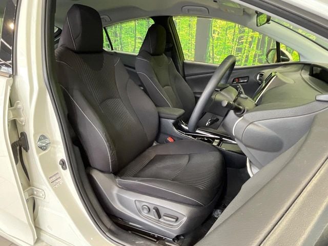 TOYOTA PRIUS PHV 2019