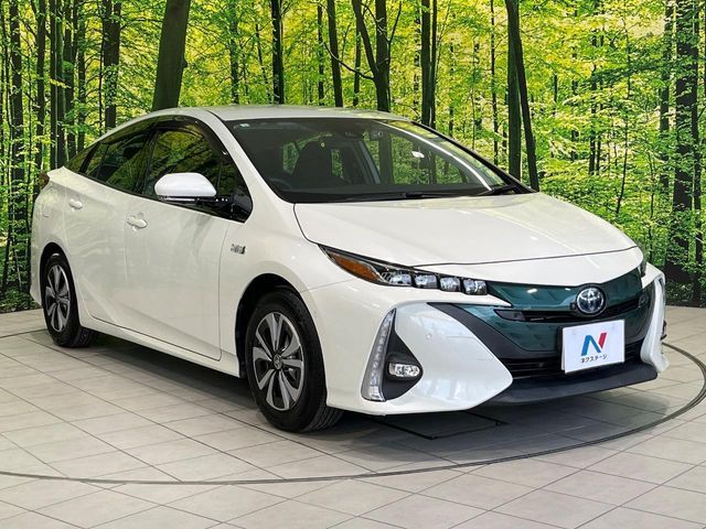 TOYOTA PRIUS PHV 2019