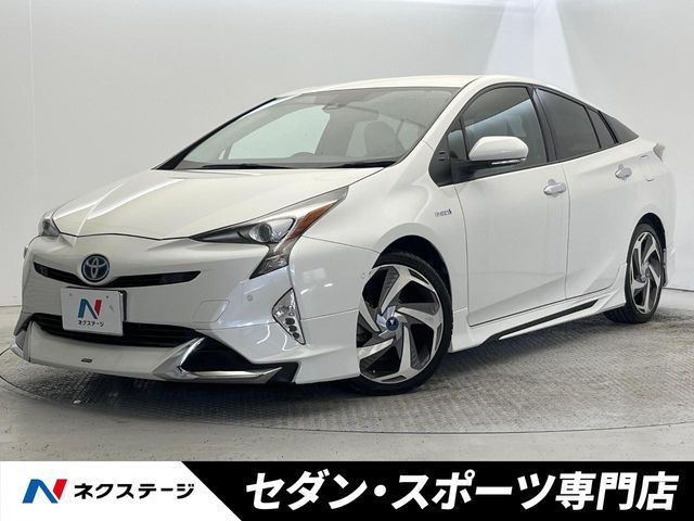 TOYOTA PRIUS 2017 