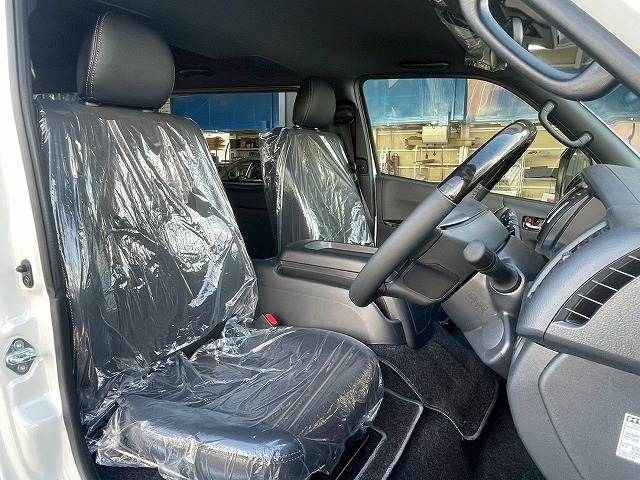 TOYOTA HIACE van 2WD 2025