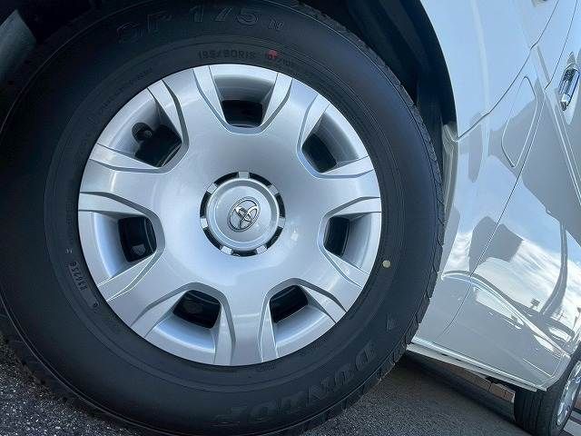 TOYOTA HIACE van 2WD 2025