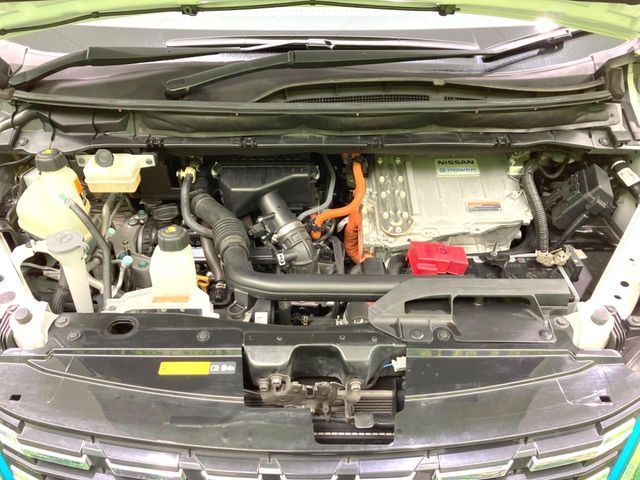 NISSAN SERENA  WG 2020