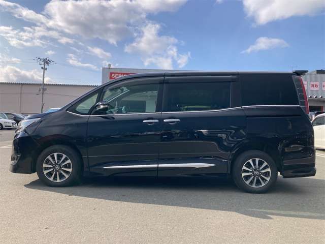 TOYOTA ESQUIRE 4WD 2019