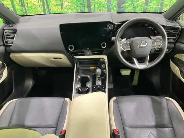 TOYOTA LEXUS NX350h 2023