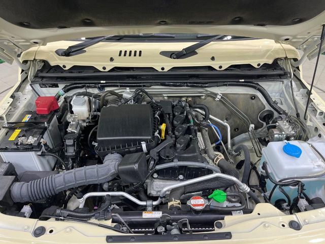 SUZUKI JIMNY SIERRA 2023