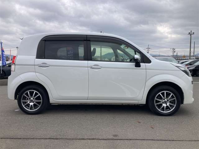 TOYOTA SPADE 4WD 2015